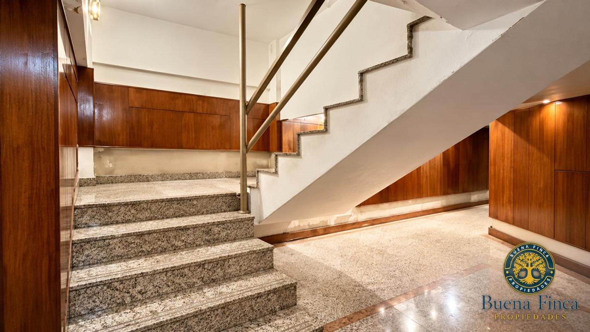 Juan Francisco Segui 3500 1°  – ARS800.000 – Departamento – en Alquiler