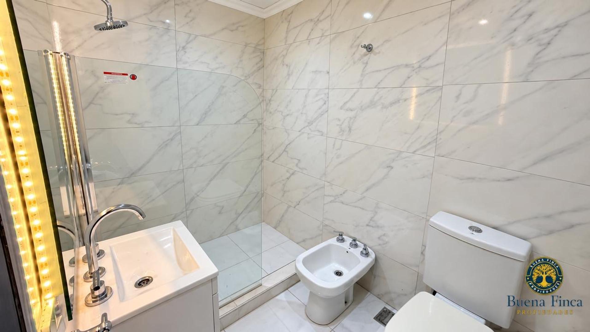 Juan Francisco Segui 3500 1°  – ARS800.000 – Departamento – en Alquiler