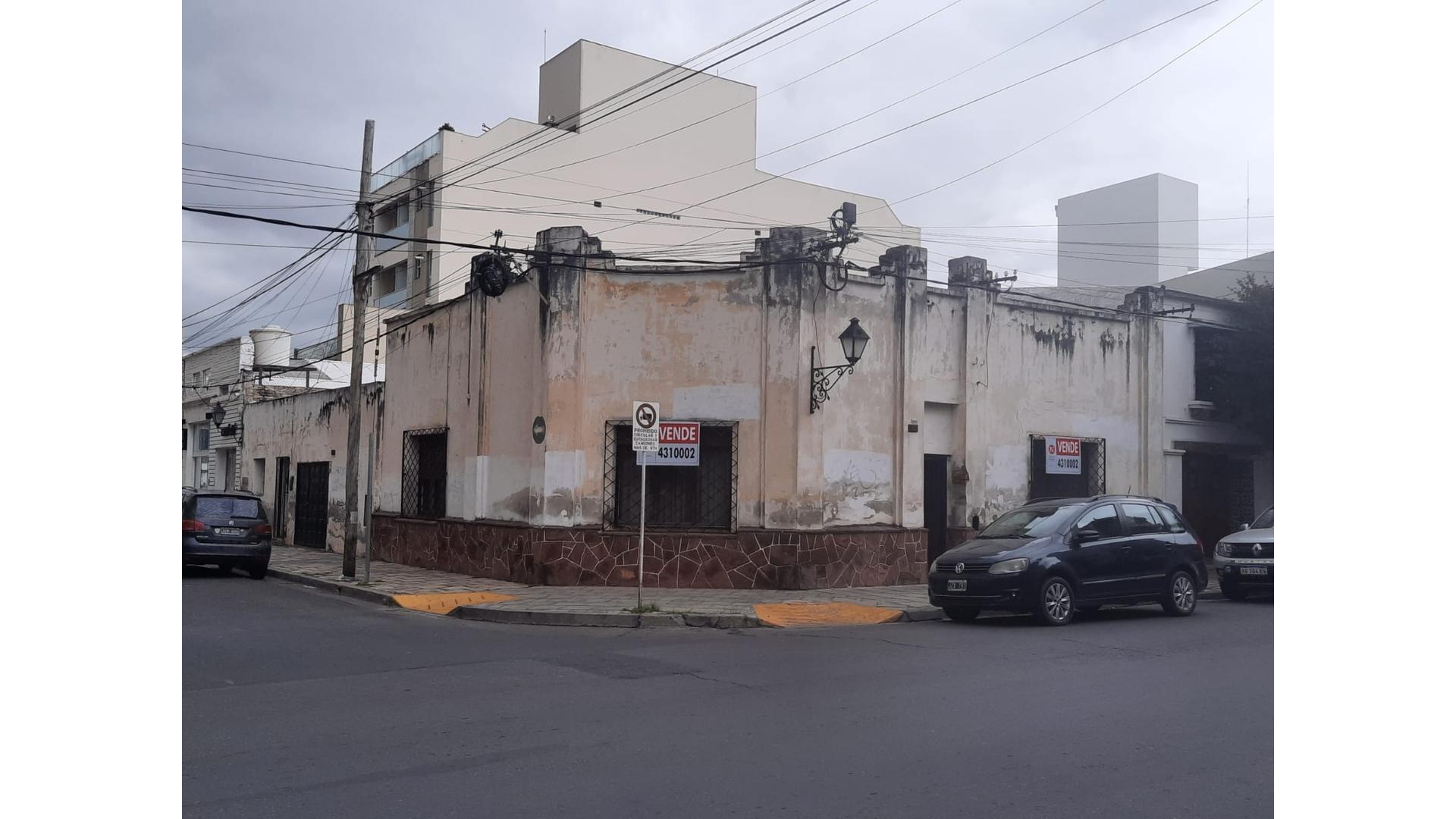 Santiago Del Estero  100 - U$D 290.000 - Casa en Venta