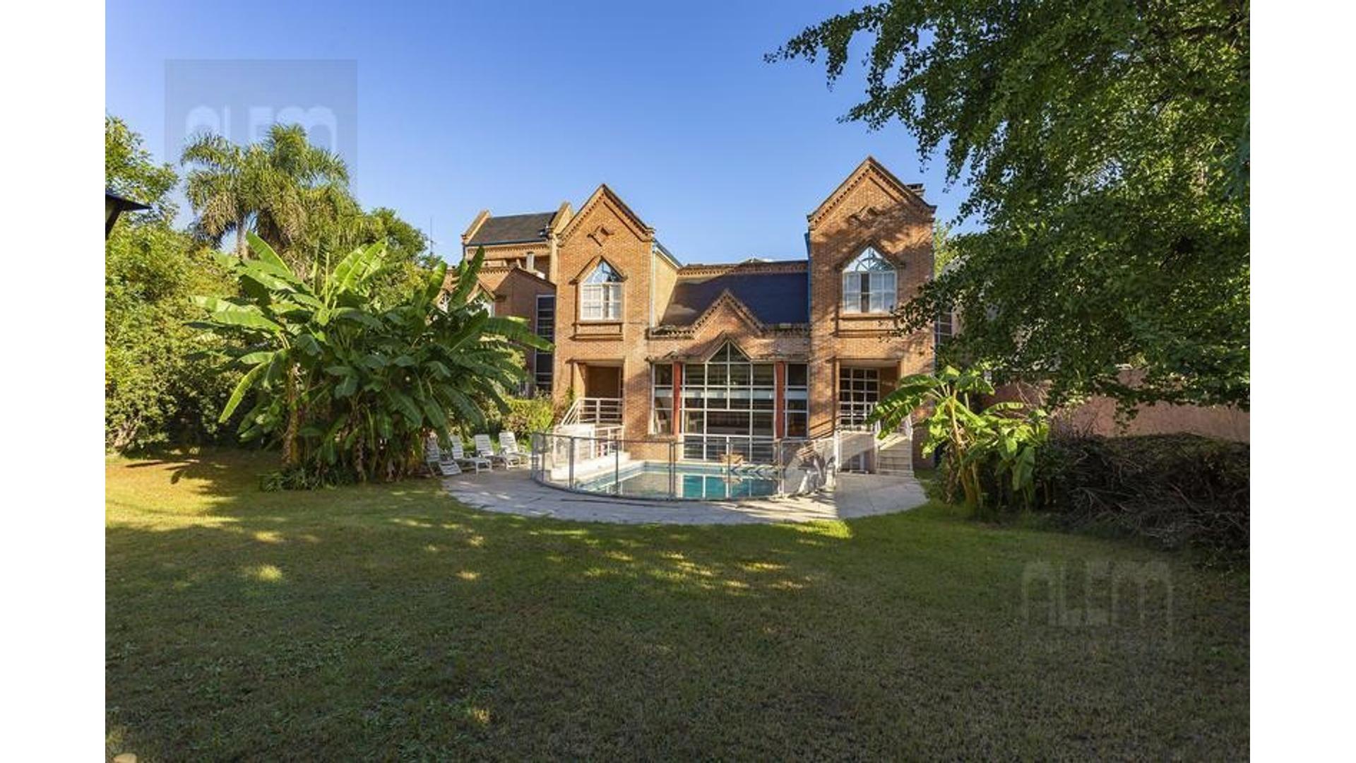 Rodriguez Peña 500 – USD1.100.000 – Casa – en Venta