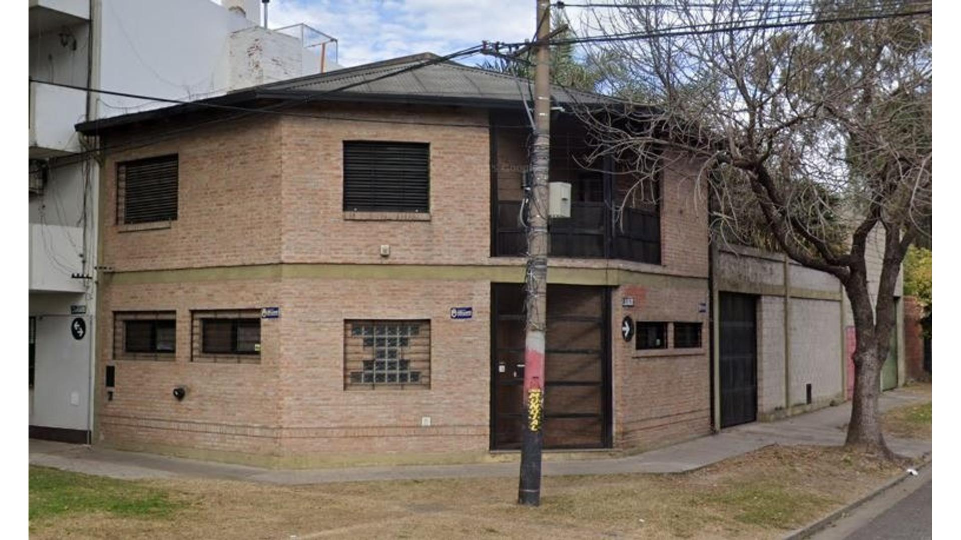 Terreno en esquina Ideal constructoras (RETASADO MAYO 2026)