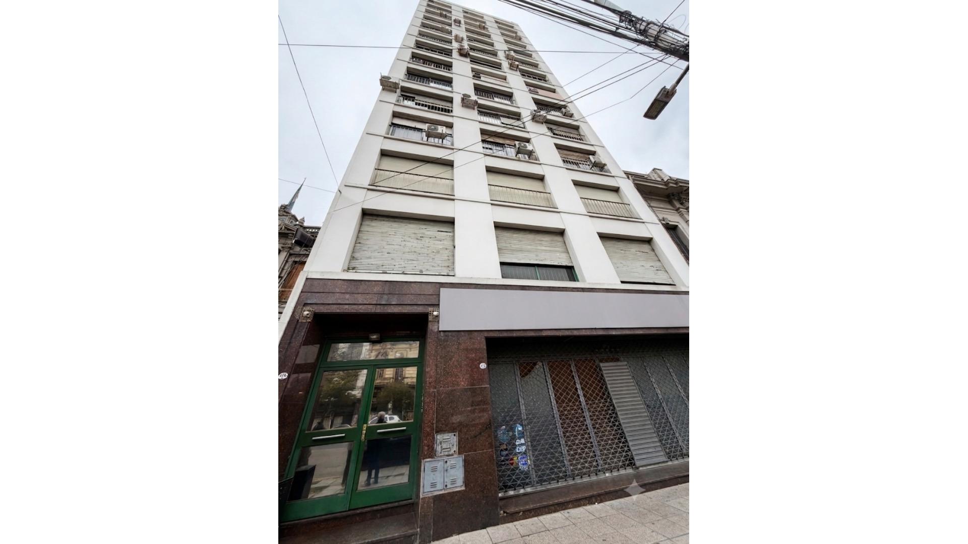 Av. Mitre 300 5°  – USD89.900 – Oficina – en Venta