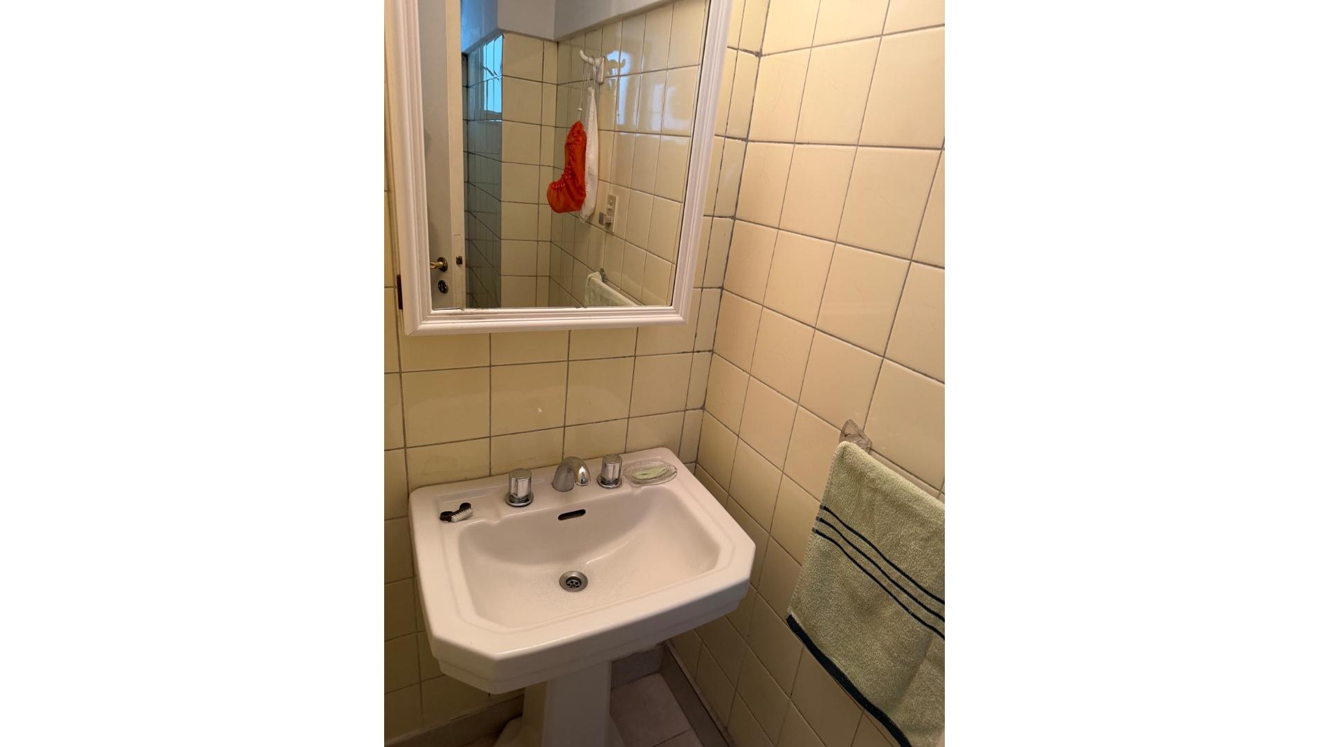 Av. Mitre 300 5°  – USD89.900 – Oficina – en Venta
