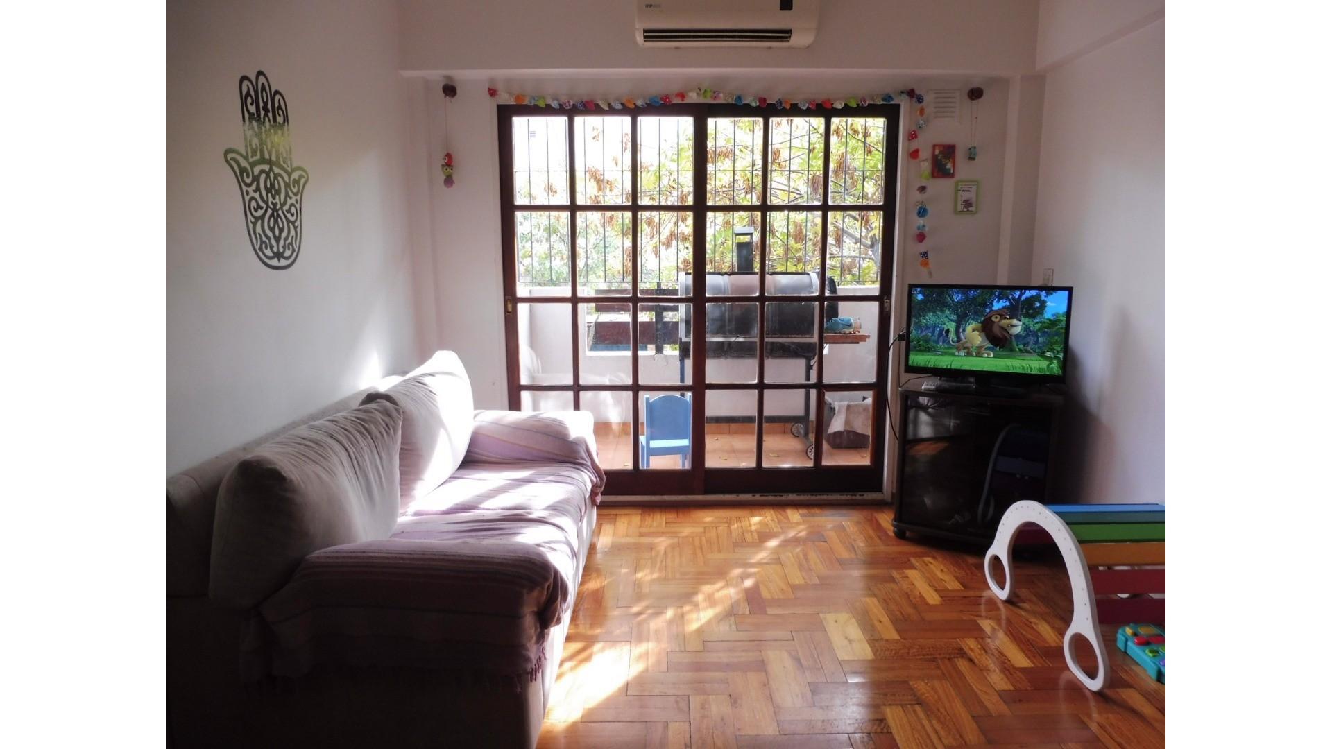 VILLA ORTUZAR - CÓMODO TRES AMBIENTES CON BALCÓN