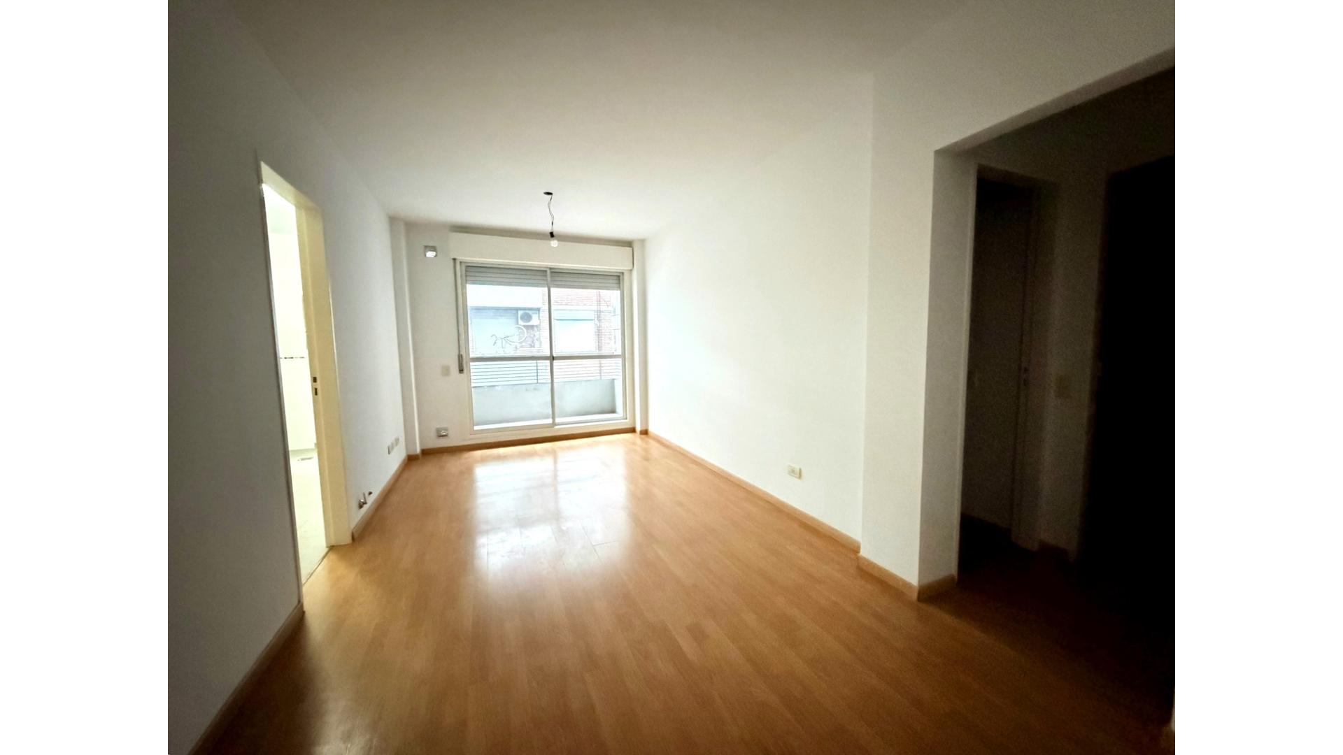 Departamento de 1 dormitorio con poca antigüedad