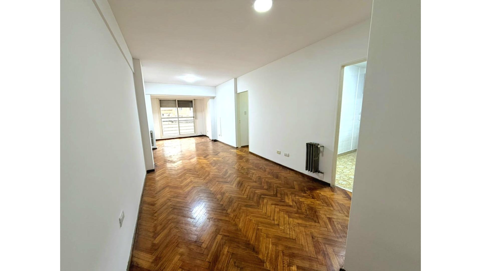Semipiso de 3 dormitorios con habitación de servicio
