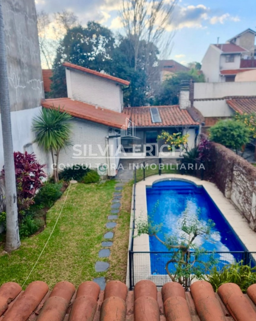 VENTA 5AMB 330 METROS EN FLORIDA, PARQUE PISCINA Y PARRILLA