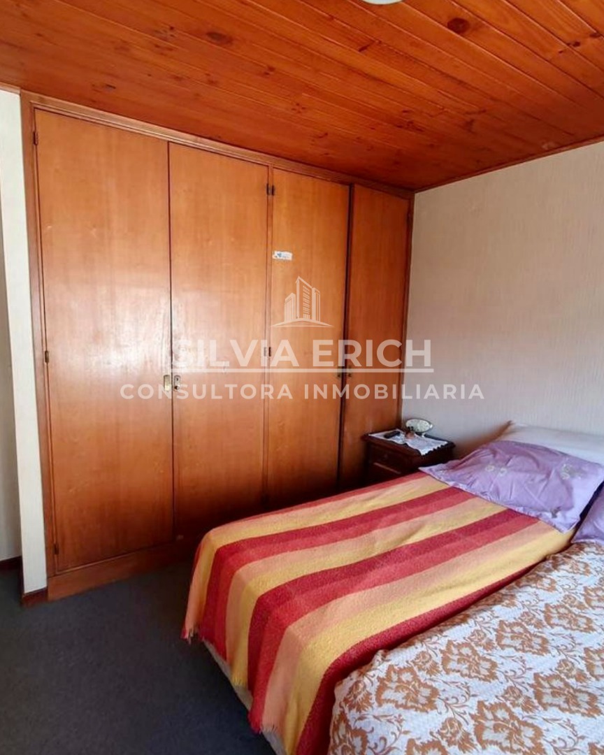 VENTA 5AMB 330 METROS EN FLORIDA, PARQUE PISCINA Y PARRILLA