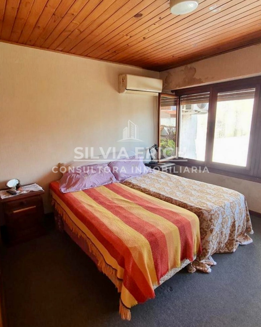 VENTA 5AMB 330 METROS EN FLORIDA, PARQUE PISCINA Y PARRILLA