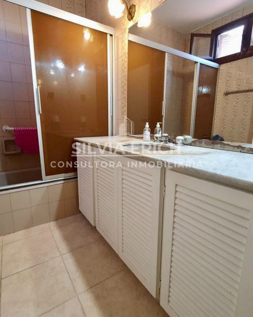 VENTA 5AMB 330 METROS EN FLORIDA, PARQUE PISCINA Y PARRILLA