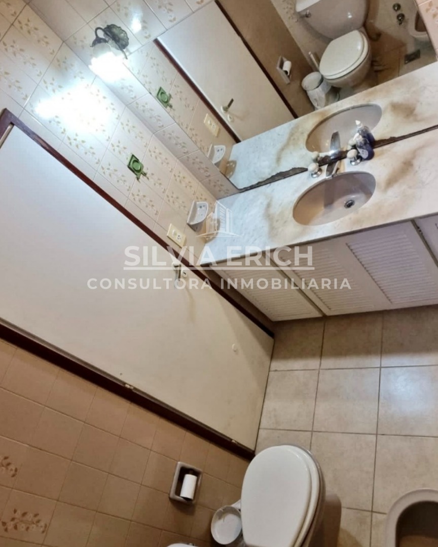 VENTA 5AMB 330 METROS EN FLORIDA, PARQUE PISCINA Y PARRILLA