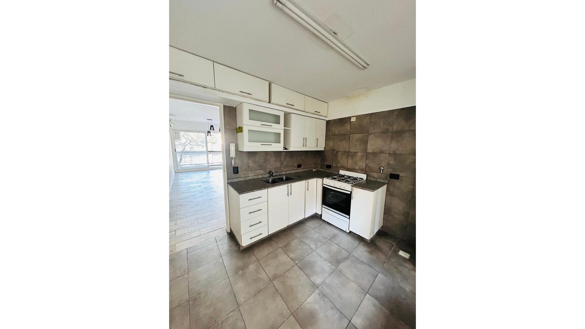 Jose Bonifacio 2800 2°  – USD149.000 – Departamento – en Venta