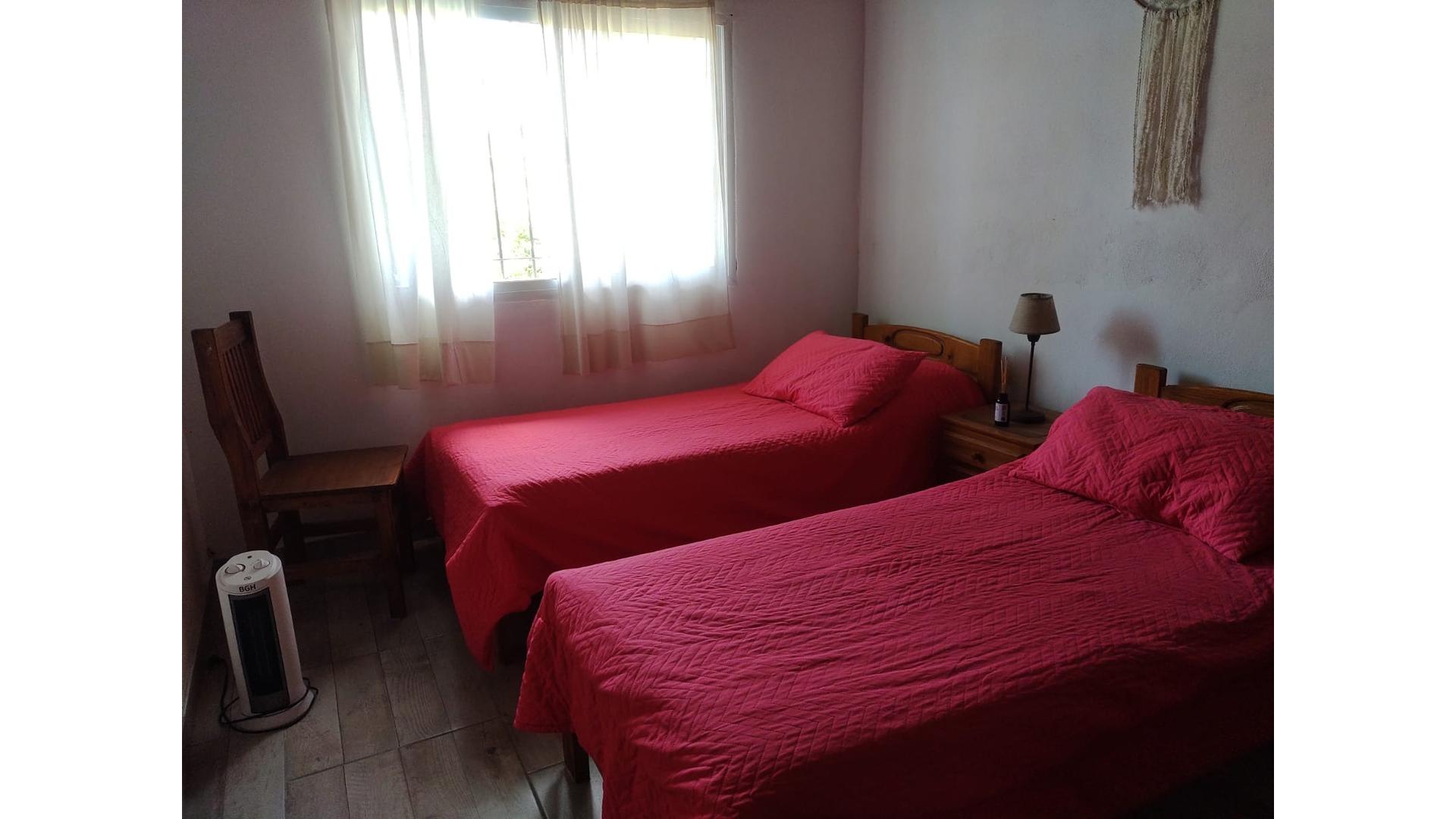 507 1200 – ARS800.000 – Casa – en Alquiler