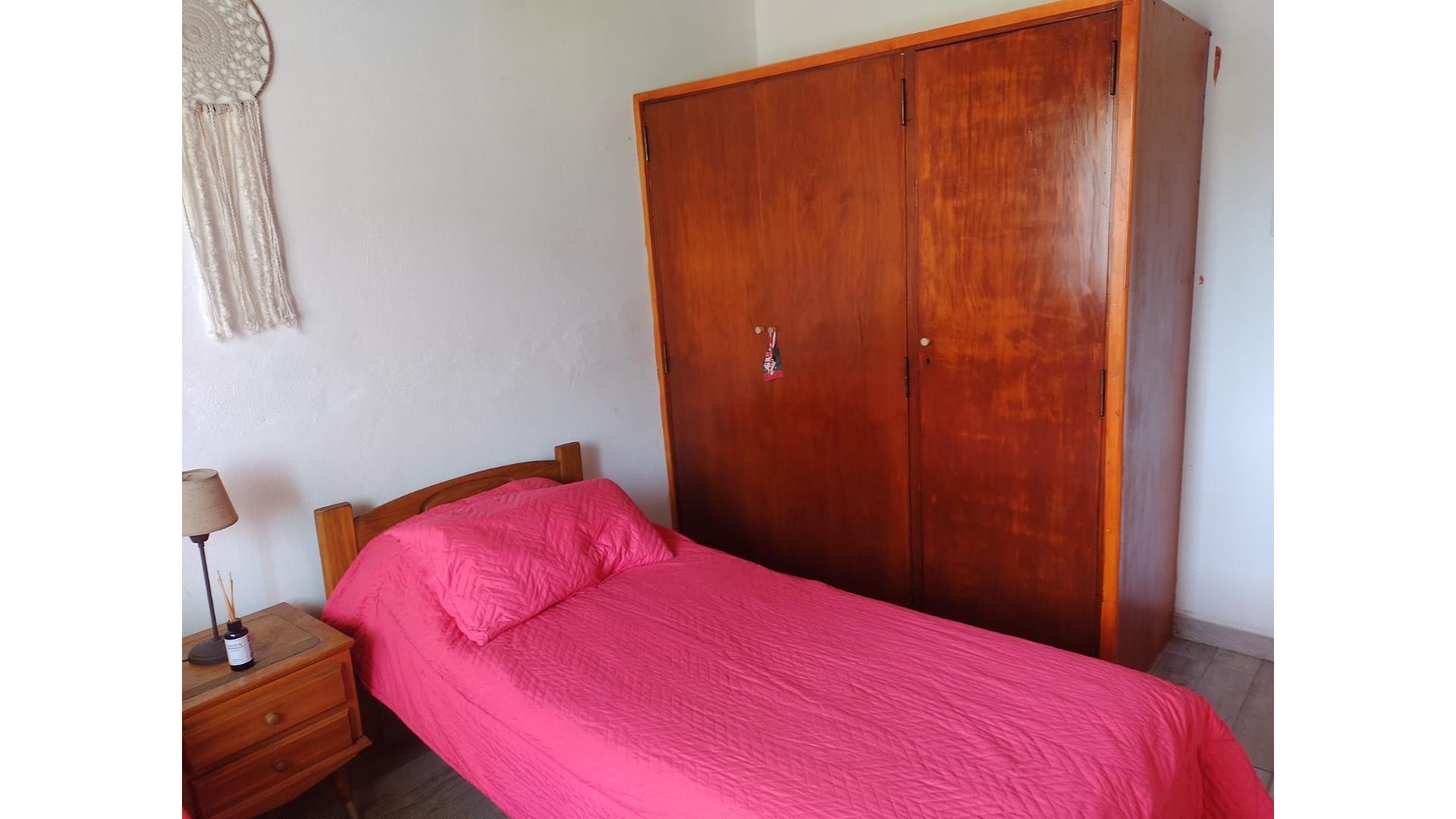 507 1200 – ARS800.000 – Casa – en Alquiler