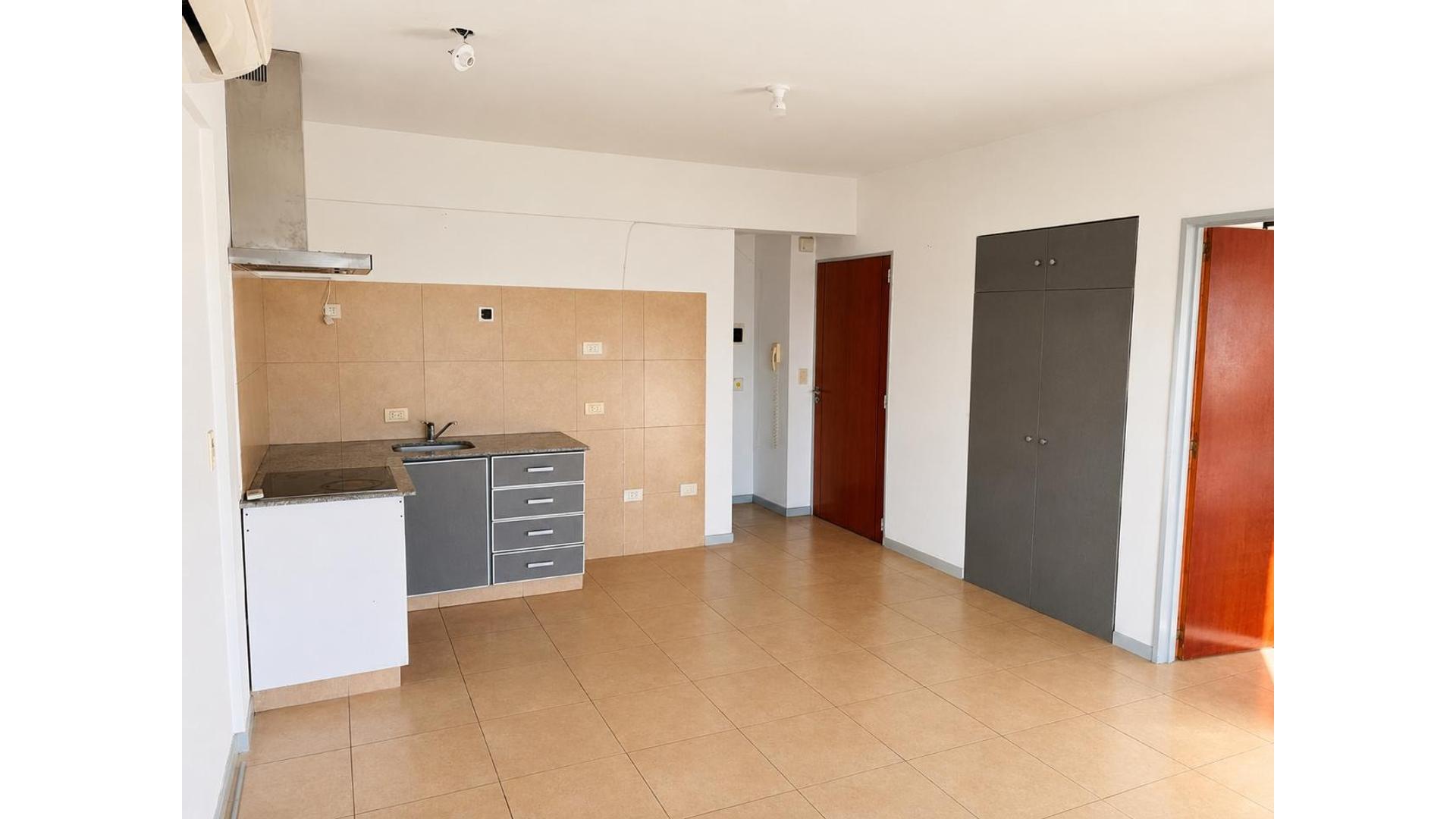 Dean Funes 600 – ARS980.000 – Departamento – en Alquiler