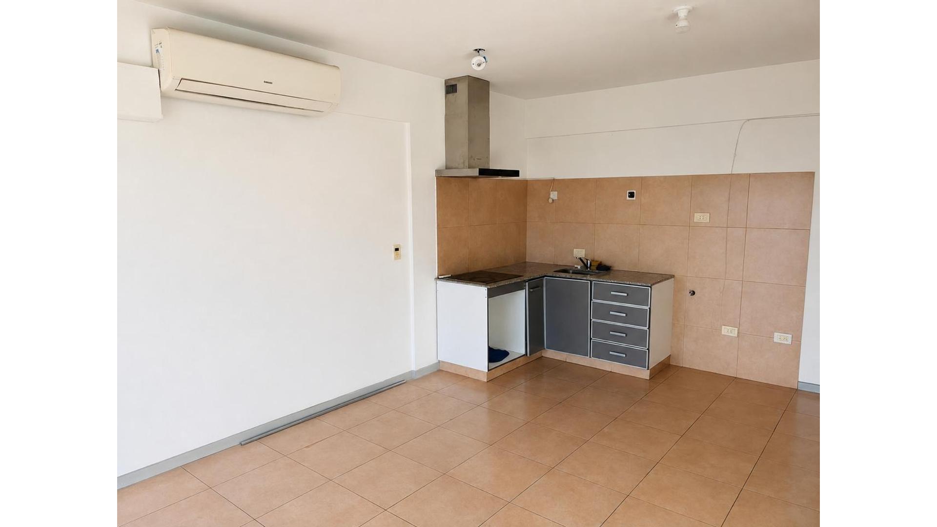 Dean Funes 600 – ARS980.000 – Departamento – en Alquiler