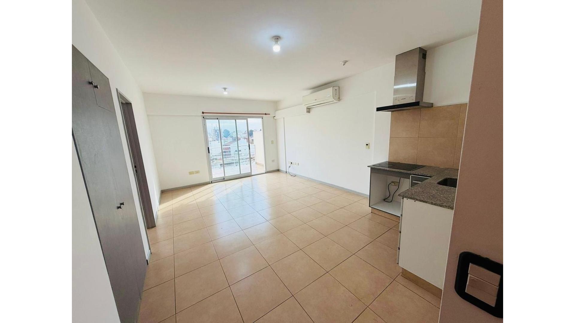Dean Funes 600 – ARS980.000 – Departamento – en Alquiler
