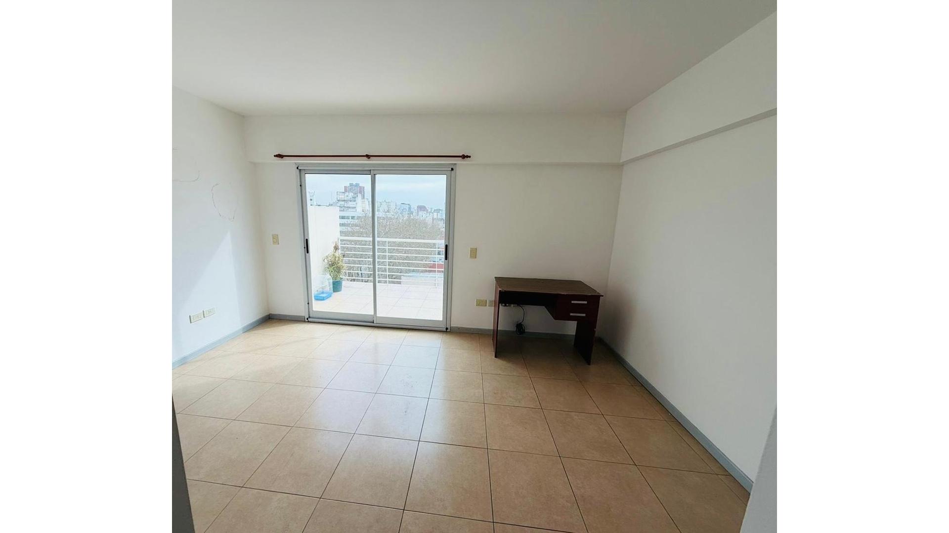 Dean Funes 600 – ARS980.000 – Departamento – en Alquiler