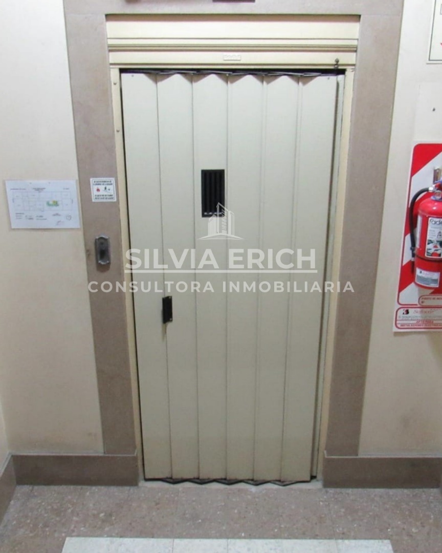 VENTA PISO EN RECOLETA 4AMB CON BALCON